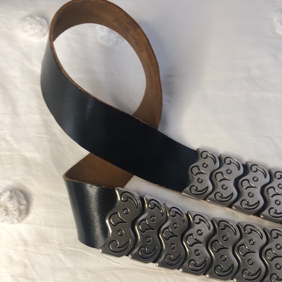 IN TRANSIT soft leather and silver metal waist belt. Size Small to Medium. - Picture 11 of 12